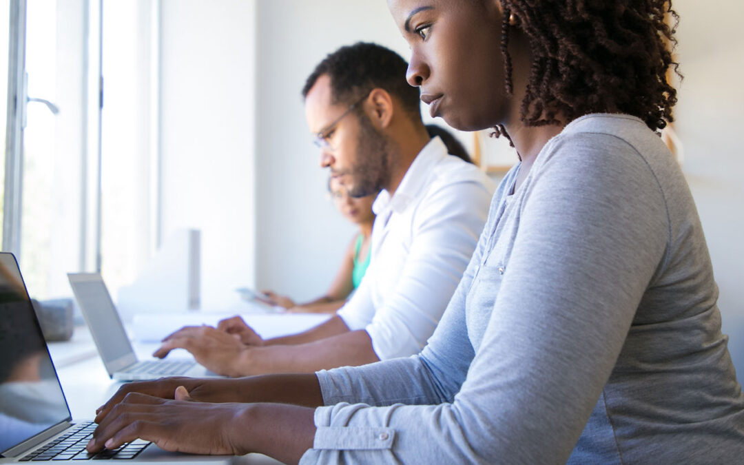 76% dos mais jovens apoiam a redução da jornada de 44 horas semanais