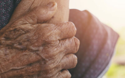 Quantidade de brasileiros com mais de 60 anos aptos a votar cresce 5 vezes mais do que o eleitorado geral nos últimos 16 anos